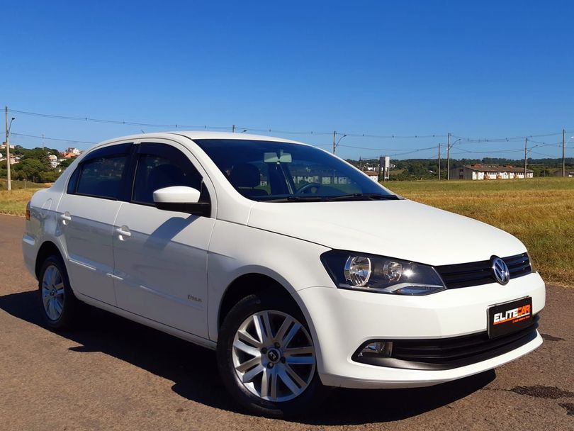 VolksWagen VOYAGE TREND 1.6 Mi Total Flex 8V 4p