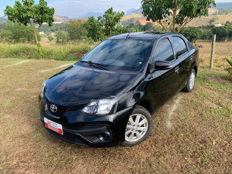 Toyota ETIOS X Plus Sedan 1.5 Flex 16V 4p Aut.