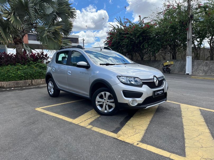 Renault SANDERO STEPWAY Flex 1.6 16V 5p