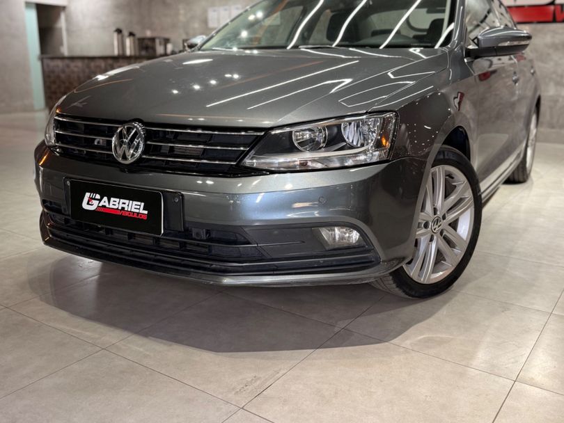 VolksWagen JETTA Highline 2.0 TSI 16V 4p Tiptronic