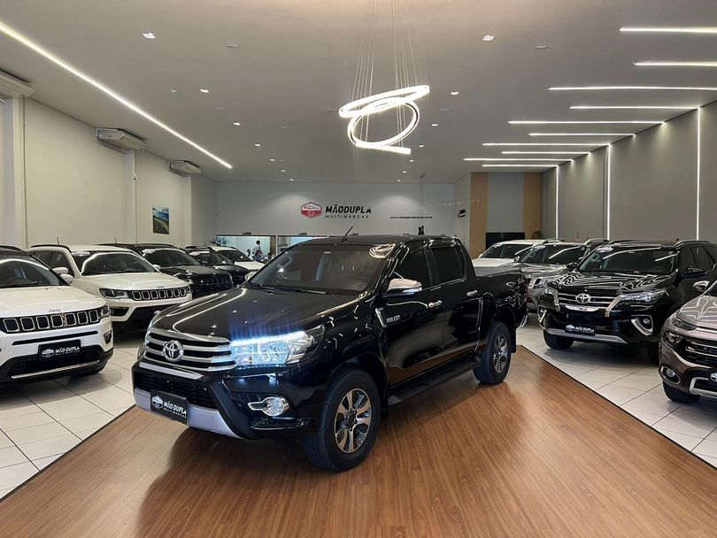 Toyota Hilux CD SRV 4x4 2.8 TDI Diesel Aut.