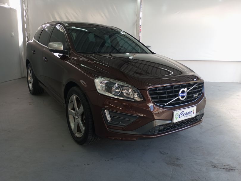 Volvo XC 60 T-5 R-DESIGN 2.0 FWD 5p