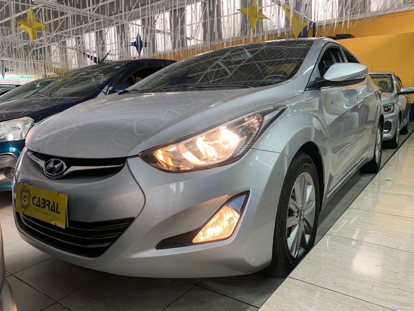 Hyundai Elantra GLS 2.0 16V Flex Aut.