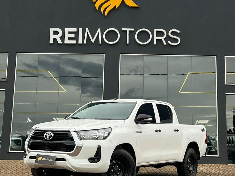 Toyota Hilux CD 4x4 2.8 Diesel Mec.