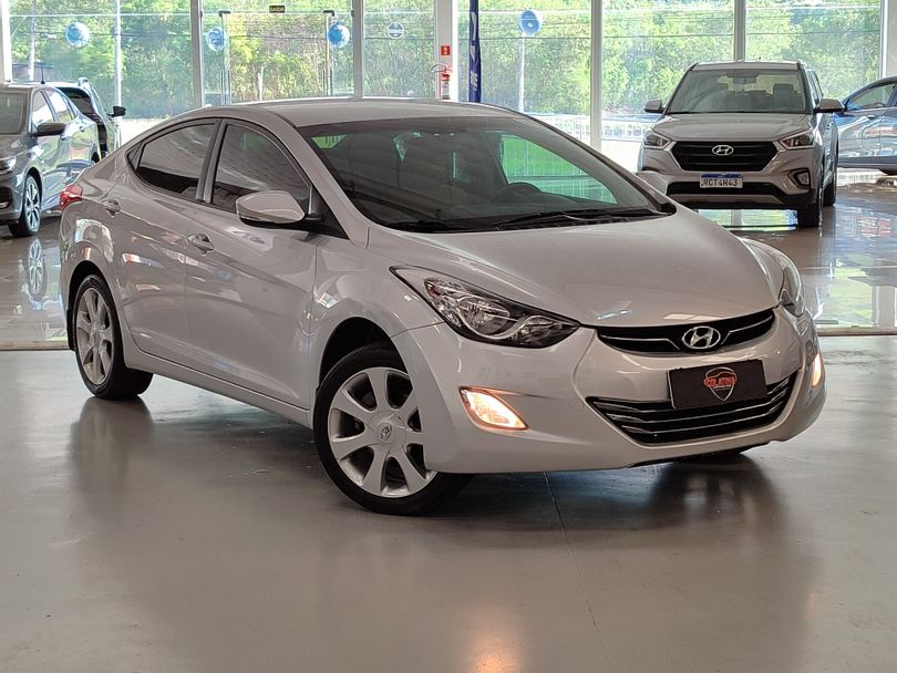 Hyundai Elantra GLS 1.8 16V Aut.