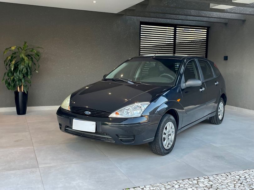 Ford Focus 1.6 S/SE/SE Plus Flex 8V/16V  5p