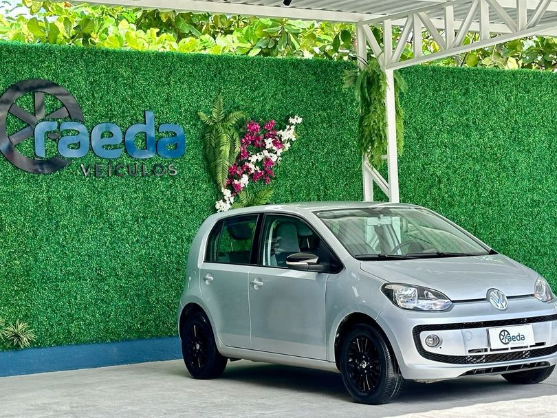 VolksWagen up! move 1.0 TSI Total Flex 12V 5p