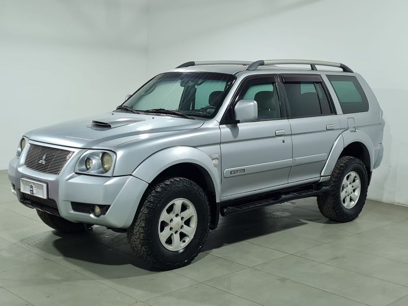 Mitsubishi Pajero Sport HPE 2.5 4x4 Diesel Aut.