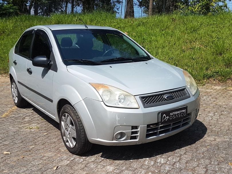Ford Fiesta Sedan 1.0 8V Flex 4p