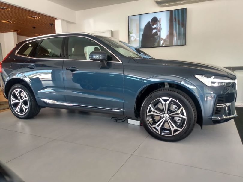 Volvo XC 60 T-8 HÍBRIDO INSCRIPTION 2.0 5p