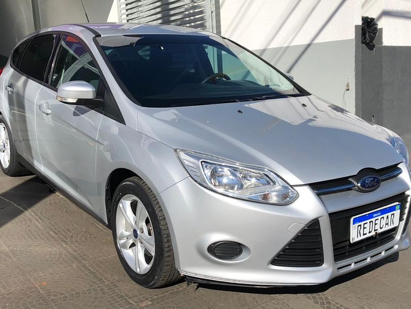 Ford Focus 1.6 S/SE/SE Plus Flex 8V/16V  5p