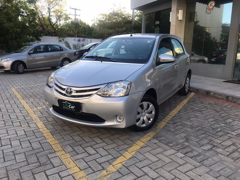 Toyota ETIOS XS 1.5 Flex 16V 5p Mec.