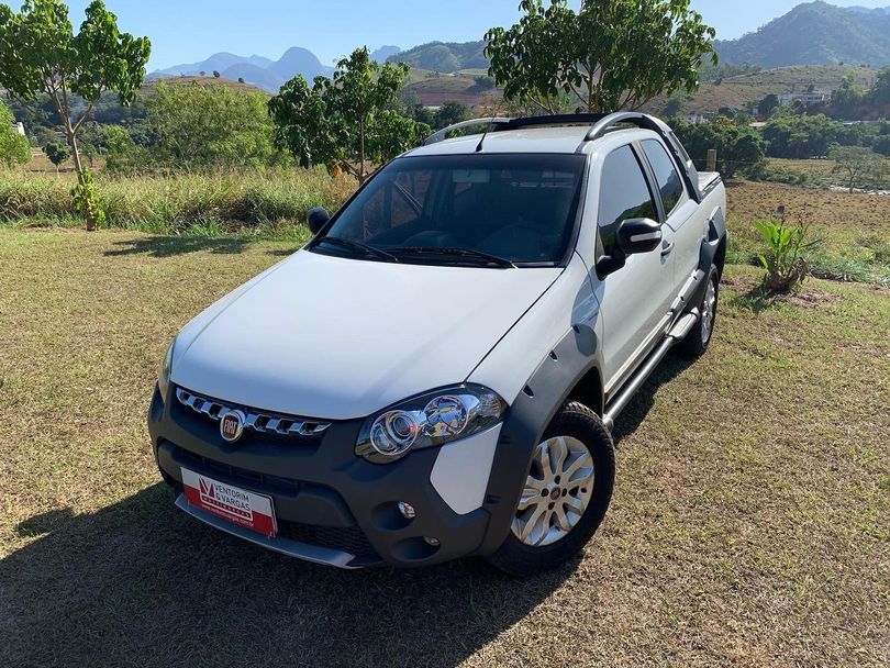 Fiat Strada Adv.1.8 16V Dualogic Flex CD