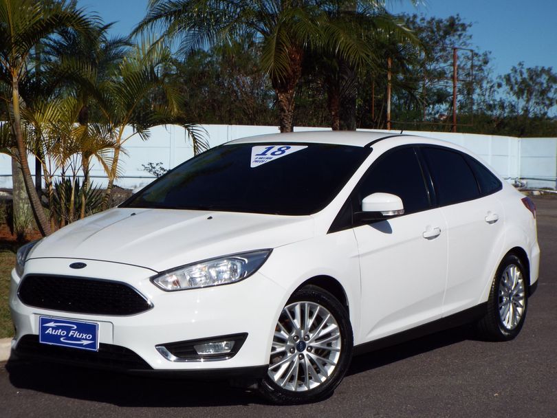 Ford Focus 2.0 16V/SE/SE Plus Flex 5p Aut.