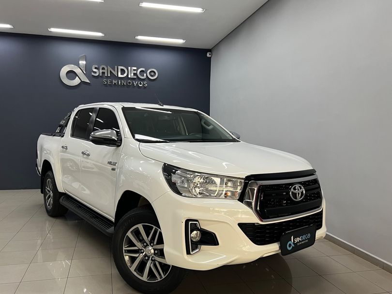 Toyota Hilux CD SRV 4x2 2.7 Flex 16V Aut.