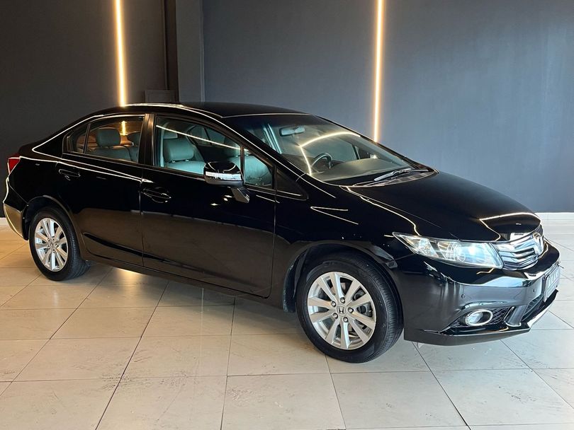 Honda Civic Sedan LXR 2.0 Flexone 16V Aut. 4p