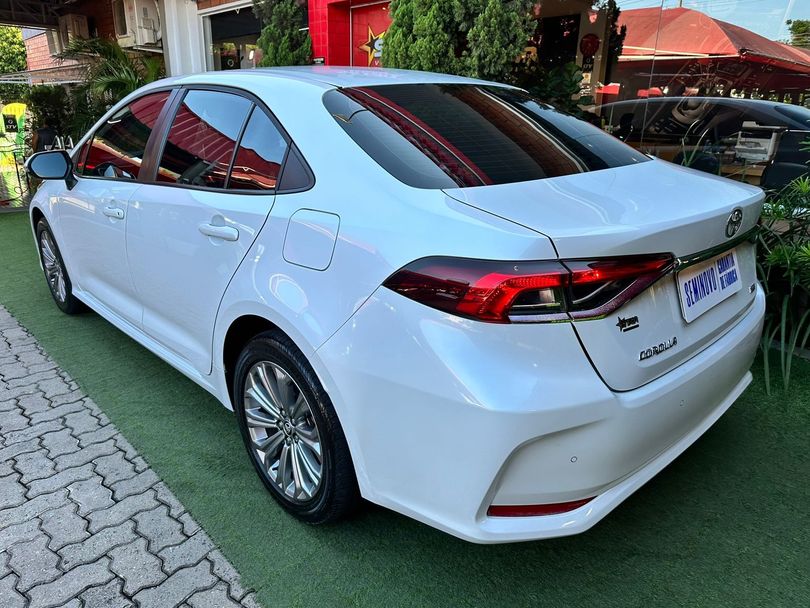 Toyota Corolla XEi 2.0 Flex 16V Aut.