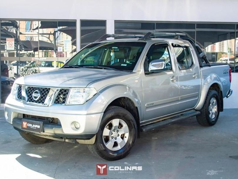 Nissan Frontier Strike 2.5 4X4