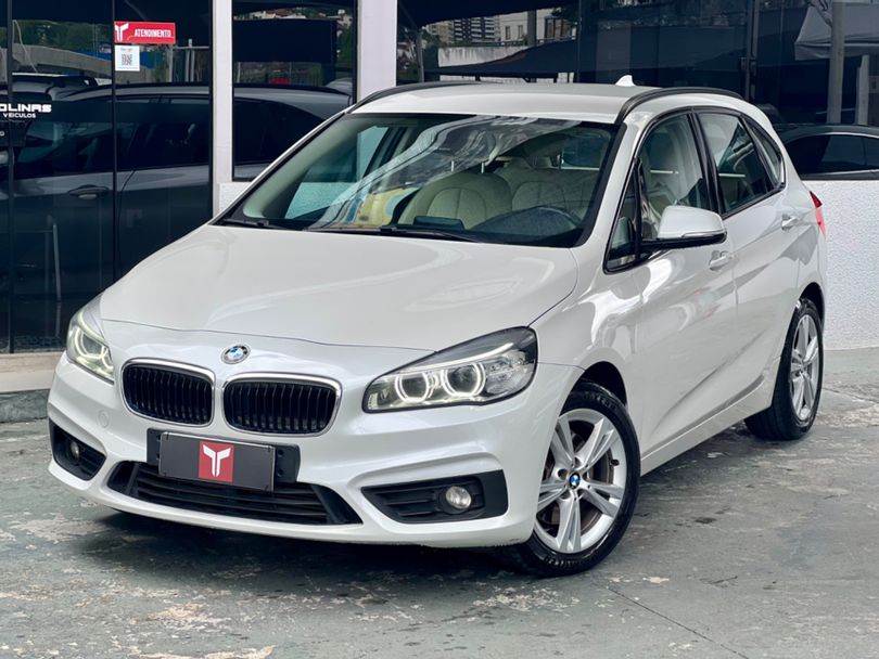 BMW 220i Tourer Active Flex 2.0 TB Aut.