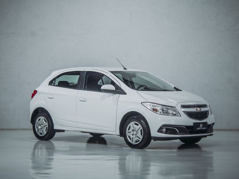 Chevrolet ONIX HATCH LT 1.0 8V FlexPower 5p Mec.