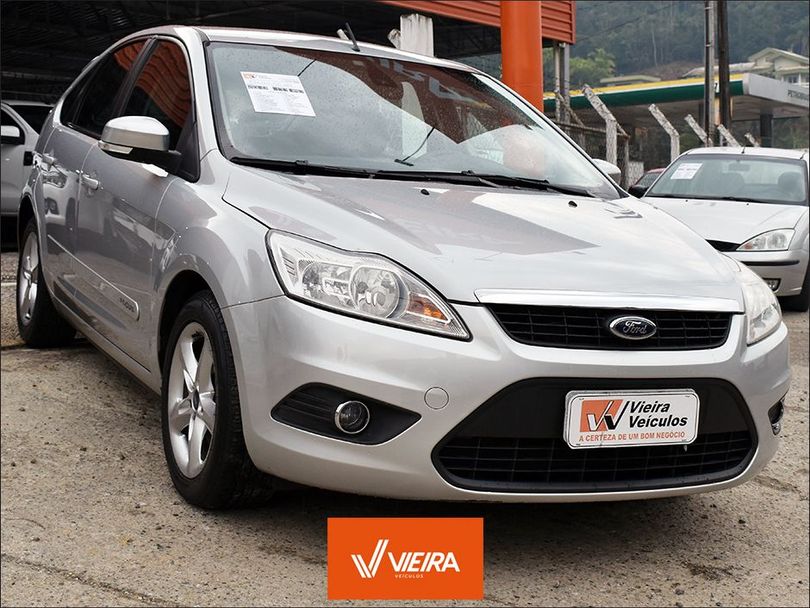 Ford Focus 2.0 16V/SE/SE Plus Flex 5p Aut.