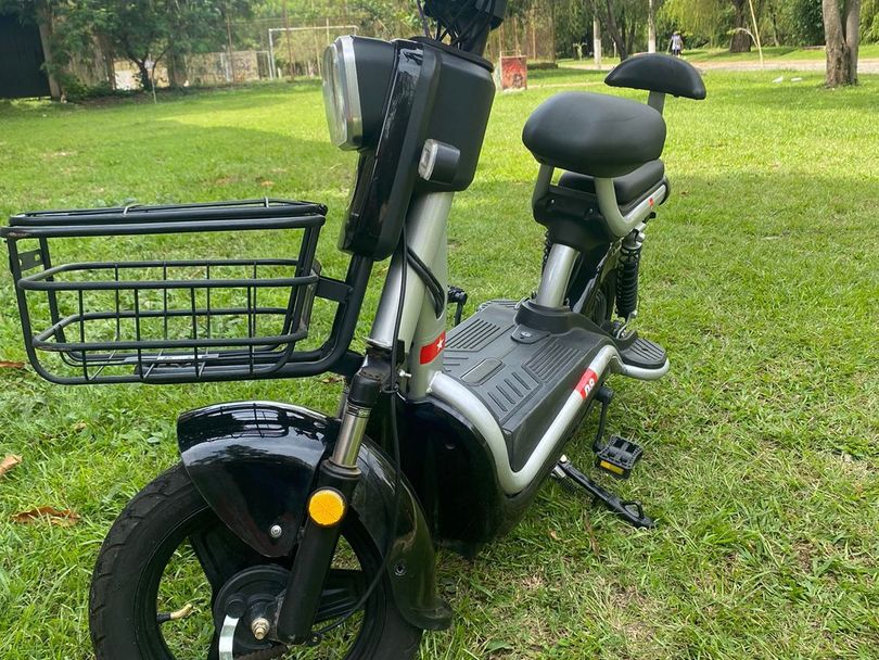 Motor cycle Elétrica