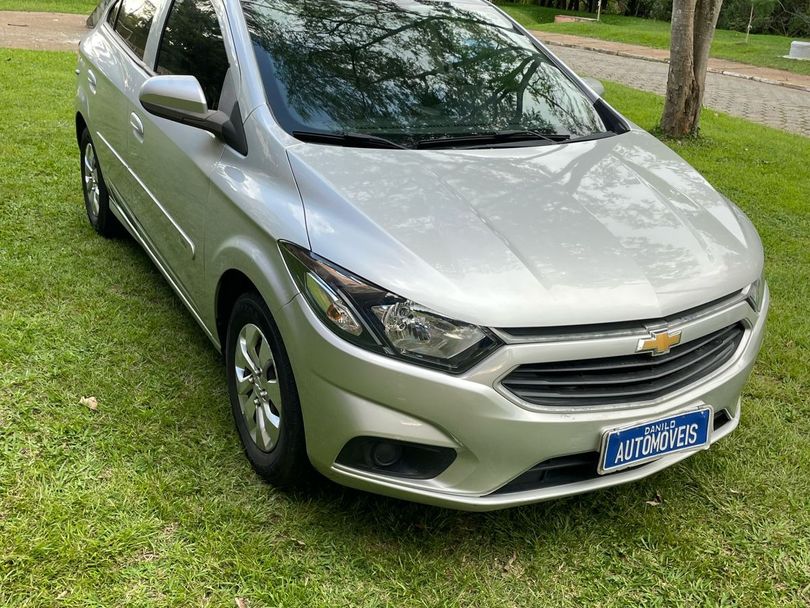 Chevrolet ONIX HATCH LT 1.0 8V FlexPower 5p Mec.