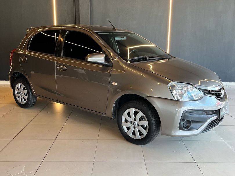 Toyota ETIOS XS 1.5 Flex 16V 5p Aut.
