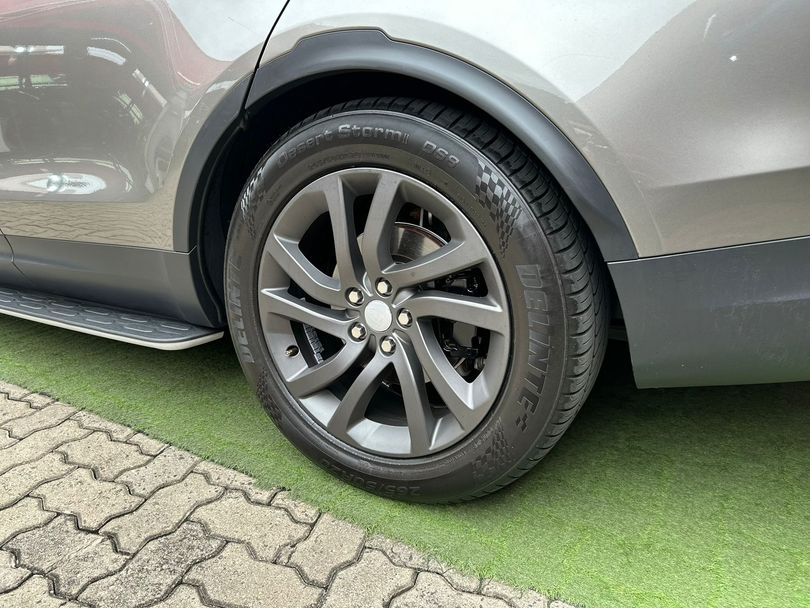 Land Rover Discovery SE 3.0 V6 4x4 TD6  Diesel Aut.