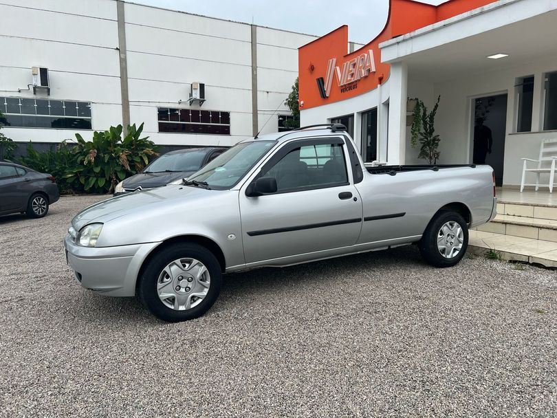 Ford Courier 1.6 L/ 1.6 Flex