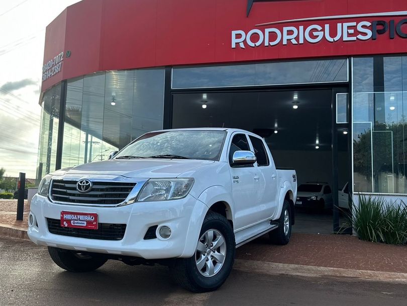 Toyota Hilux CD SRV 4x4 2.7 Flex 16V Aut.