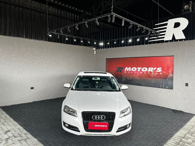 Audi A3 Sport 2.0 16V TFSI S- tronic