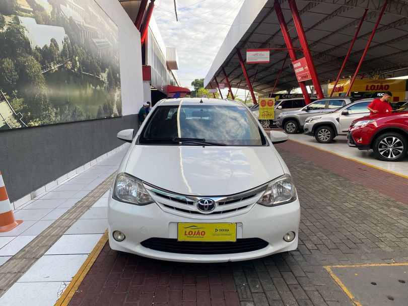 Toyota Etios Sedan XLS 1.5 (Flex)