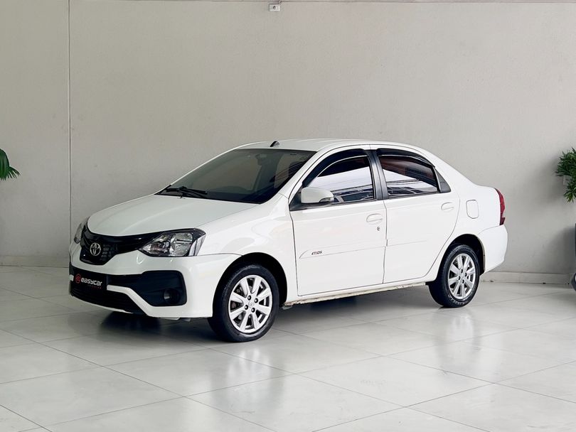 Toyota ETIOS X Plus Sedan 1.5 Flex 16V 4p Aut.