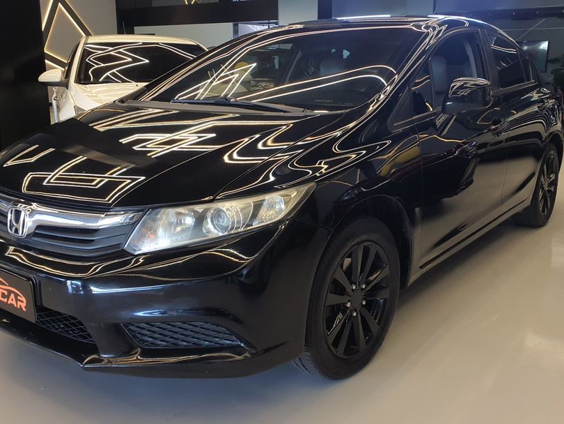 Honda Civic Sedan LXS 1.8/1.8 Flex 16V Aut. 4p