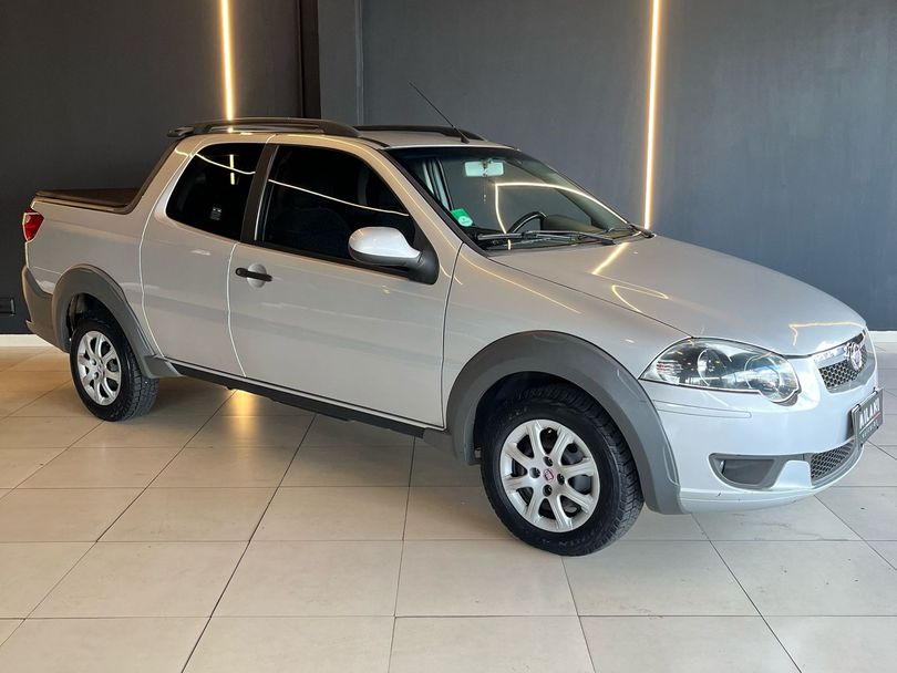 Fiat Strada Trekking 1.6 16V Flex CD