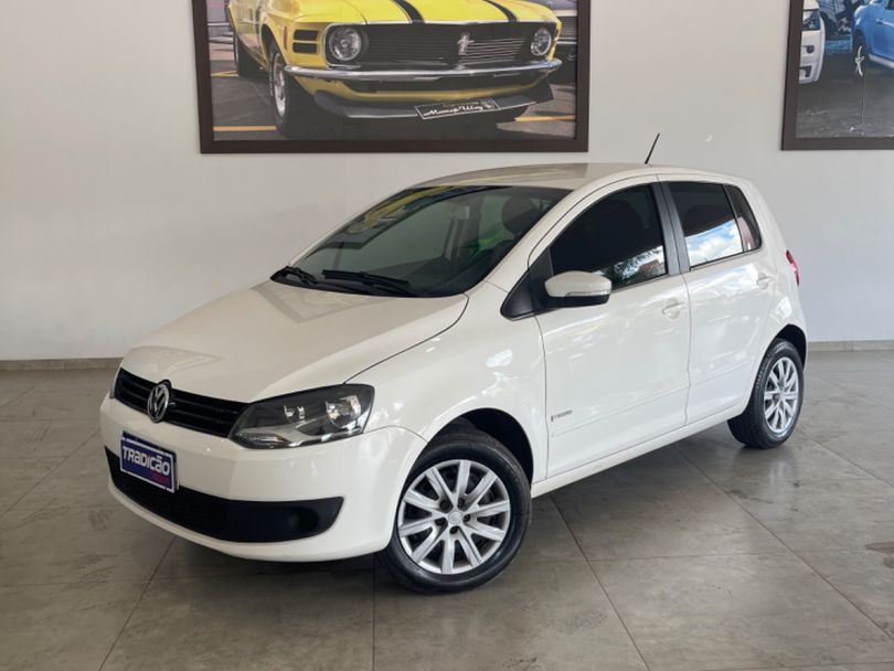 VolksWagen Fox 1.6 Mi Total Flex 8V 5p