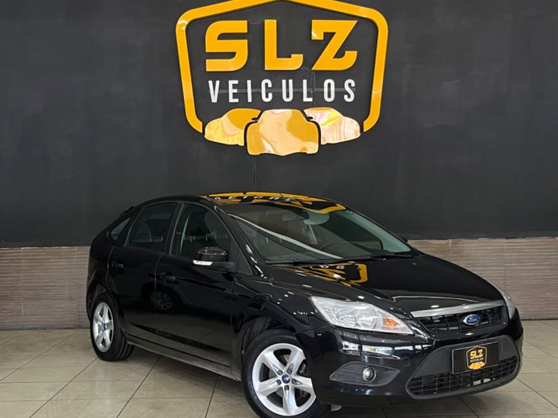 Ford Focus 1.6 S/SE/SE Plus Flex 8V/16V  5p