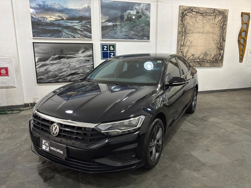 VolksWagen JETTA R-Line 250 TSI 1.4 Flex 16V Aut.