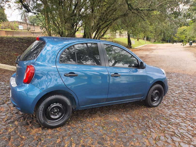 Nissan MARCH S 1.0 12V Flex 5p
