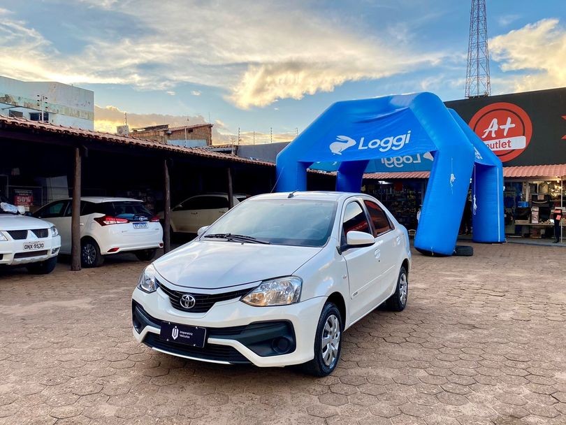 Toyota ETIOS XS 1.5 Flex 16V 5p Mec.