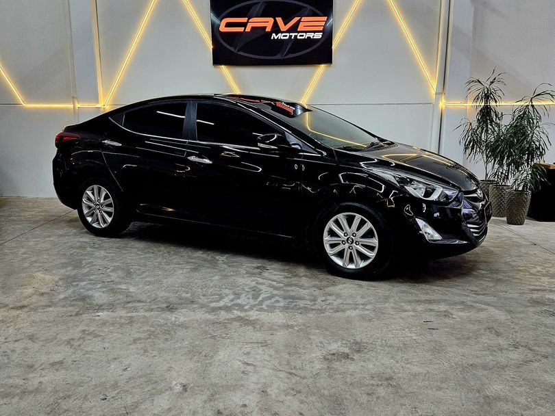 Hyundai Elantra GLS 2.0 16V Flex Aut.