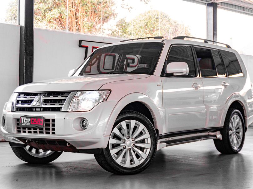 Mitsubishi Pajero HPE Full 3.2 4x4 T.I.Dies. 5p Aut
