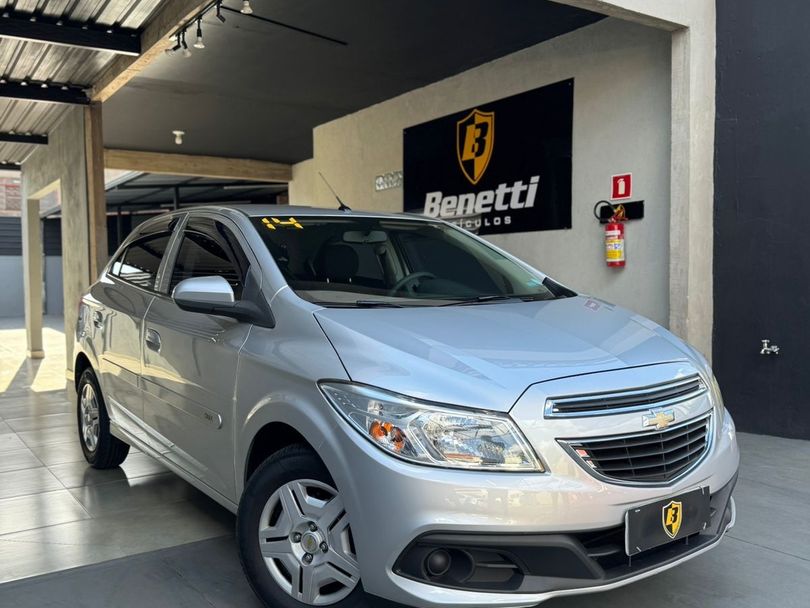 Chevrolet ONIX HATCH LT 1.0 8V FlexPower 5p Mec.