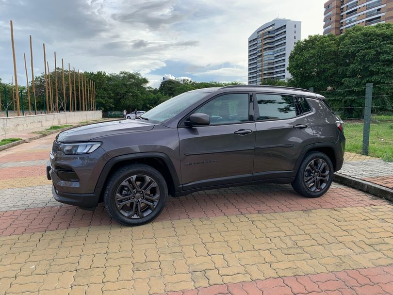 Jeep COMPASS T270 80 Anos 1.3 TB 4x2 Flex Aut