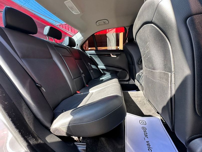 Mercedes C-180 CGI Classic 1.8 16V 156cv Aut.