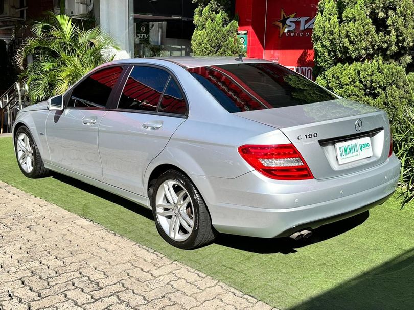 Mercedes C-180 CGI Classic 1.8 16V 156cv Aut.