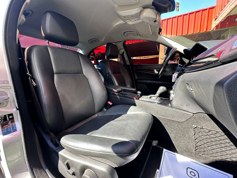 Mercedes C-180 CGI Classic 1.8 16V 156cv Aut.