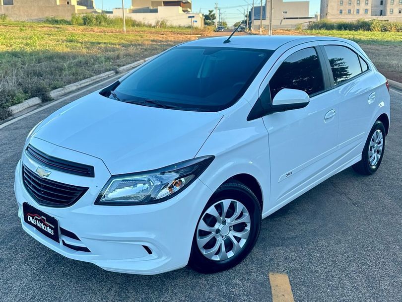 Chevrolet ONIX HATCH Joy 1.0 8V Flex 5p Mec.