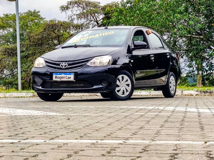 Toyota ETIOS XS 1.5 Flex 16V 5p Aut.